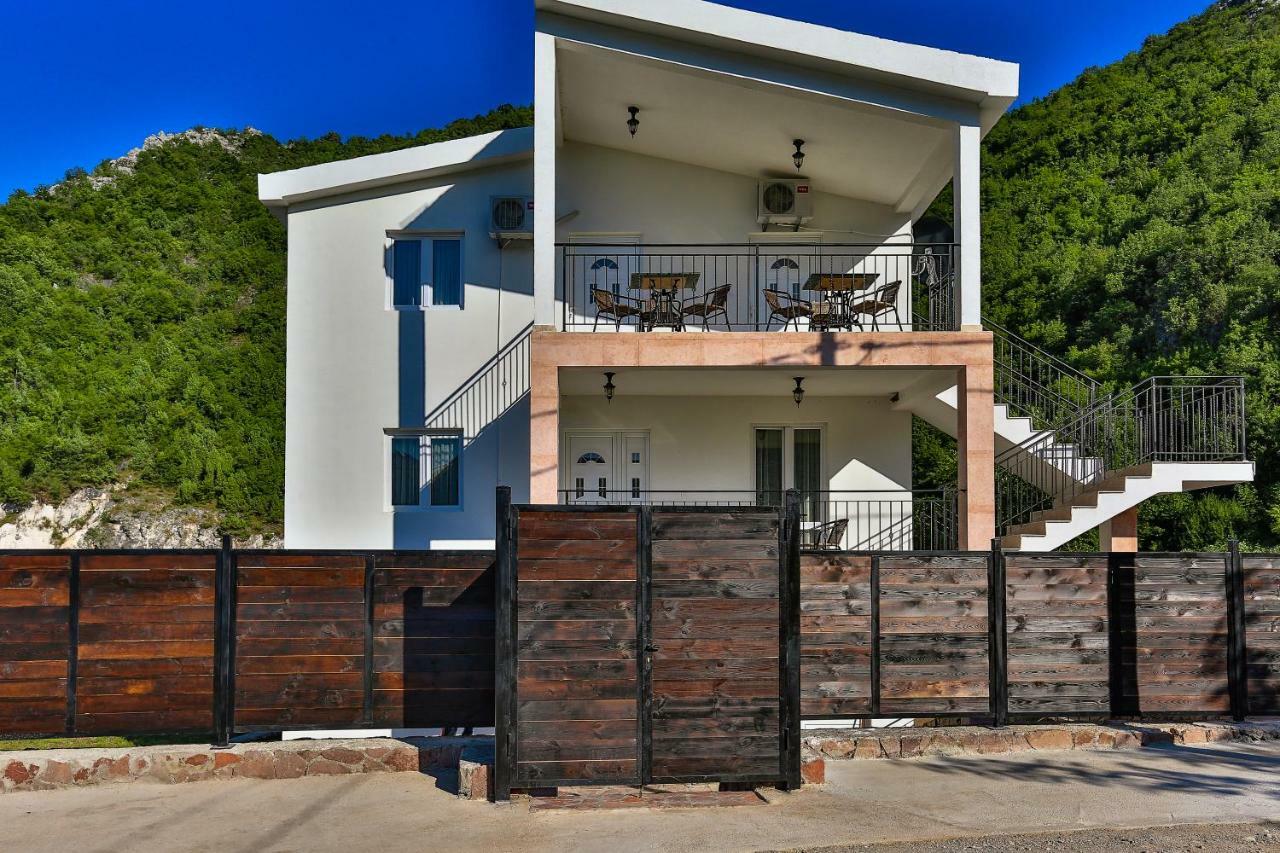 Gazdinstvo Vranac Apartamento Virpazar Exterior foto